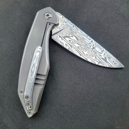 Gryphon - Compact Frostedge