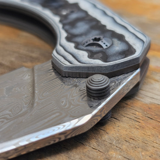 Tribute – Silver Burnt