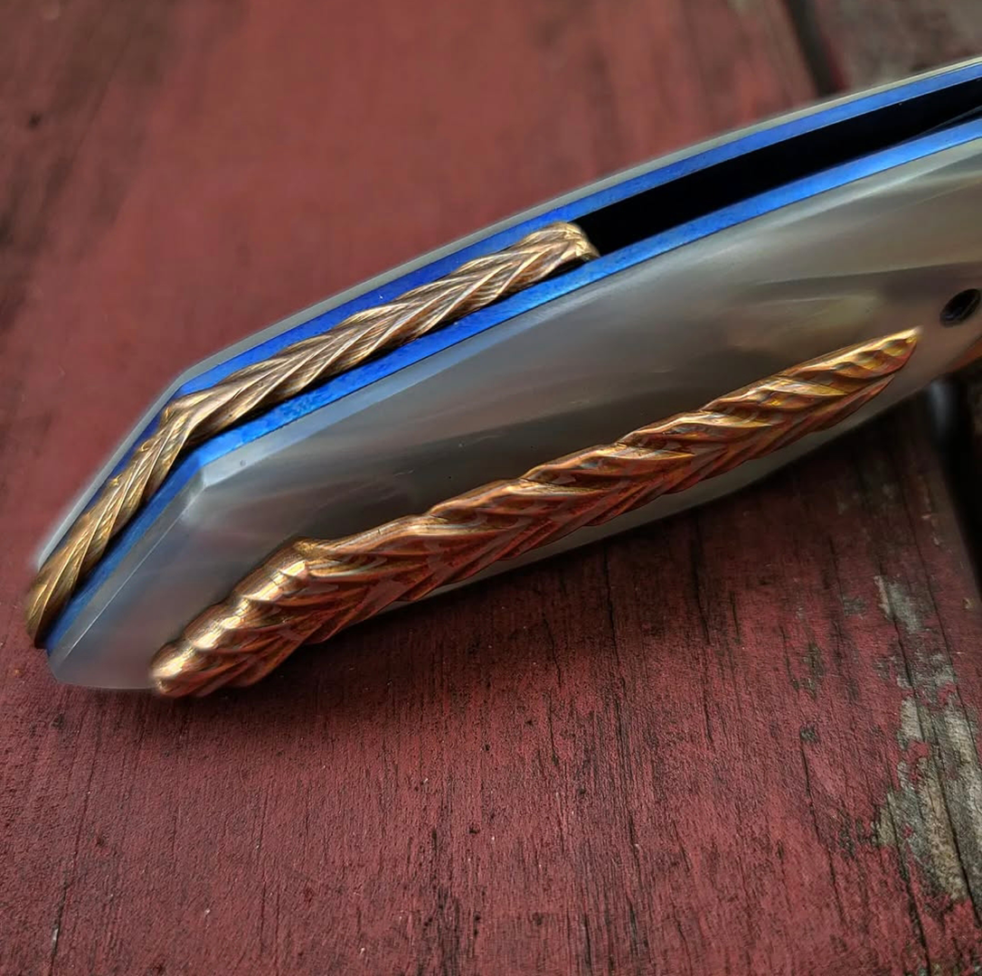Gryphon - Damascus Goldflare