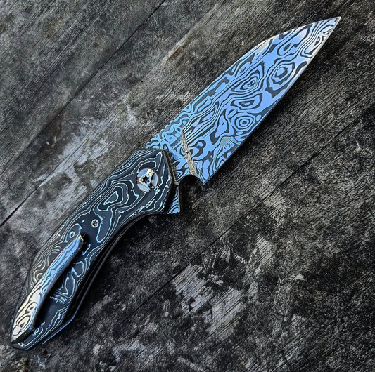 Vertex Damascus Monarch is a Custom Handcrafted Tactical Gear for Collectors, Outdoor & Camping Use