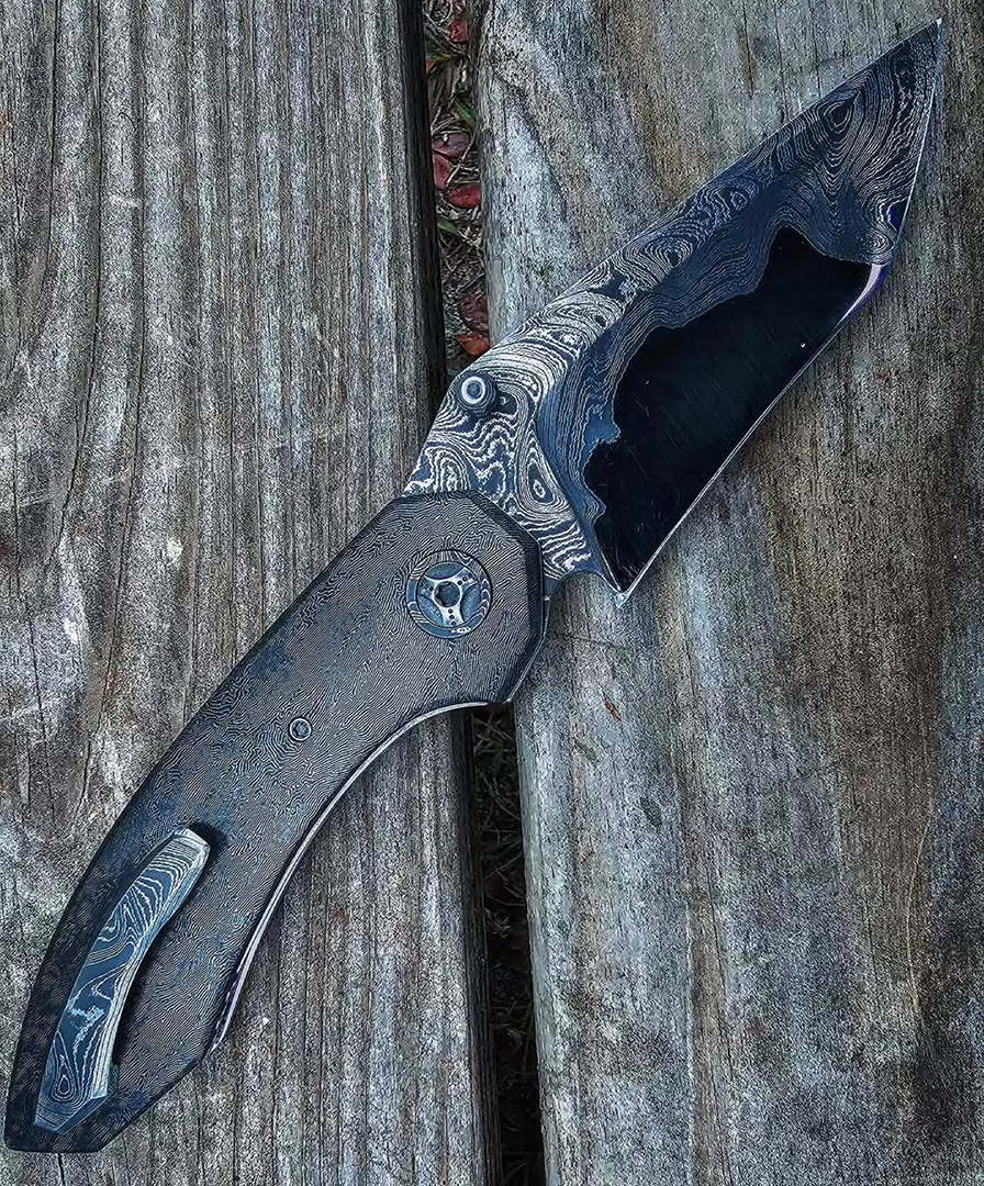 Apex Shadowfang is a Custom Handcrafted Tactical Gear for Collectors, Outdoor & Camping Use